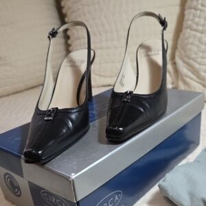 Black Slingback Women's Shoes